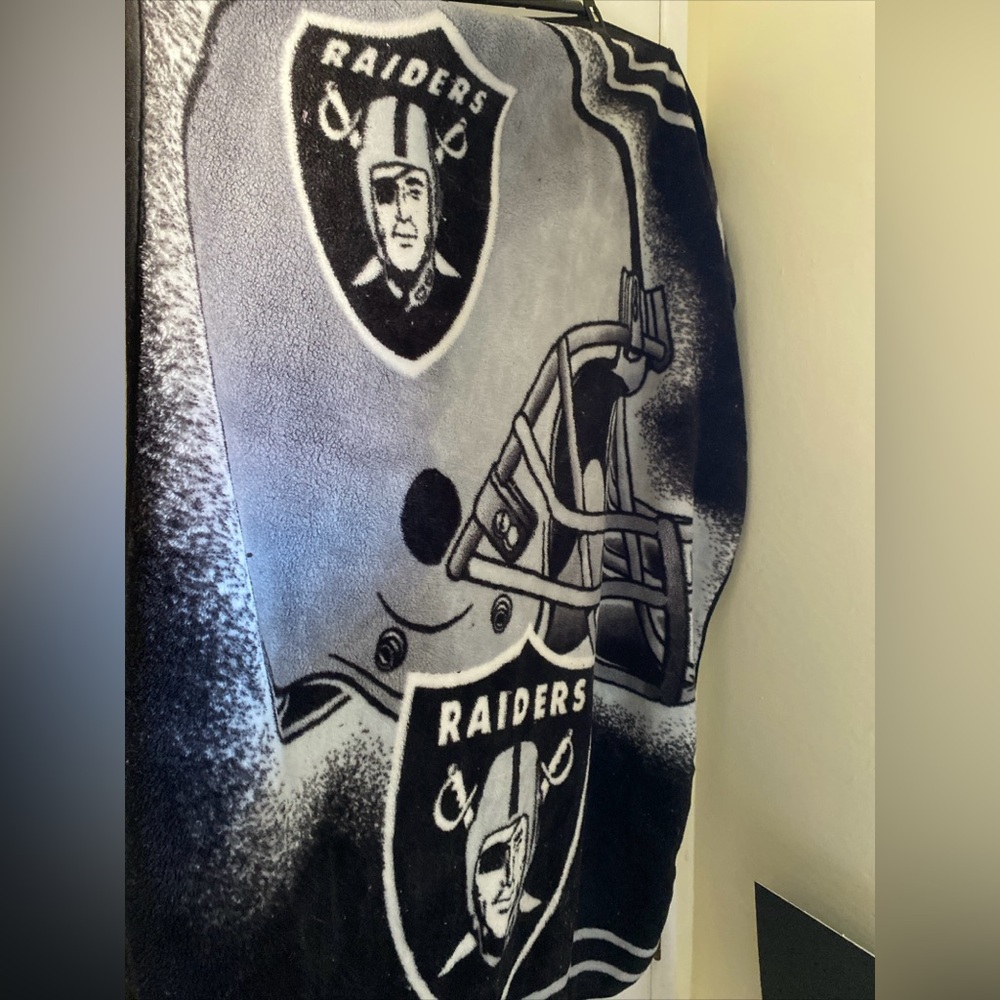 Make It Official Raiders Blanket
